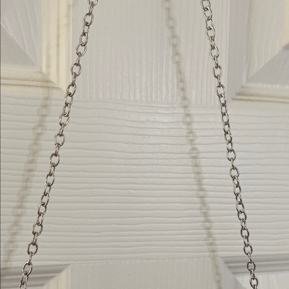 Rich Red Clutch with Chain Strap and Metallic Closure - Picture 5 of 6